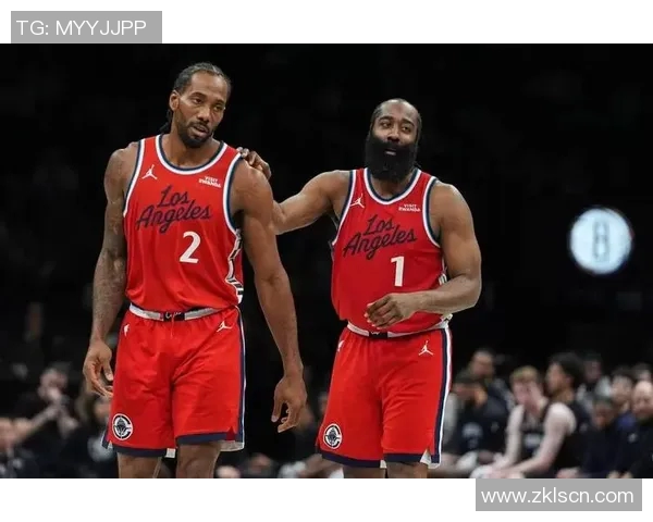 快船击退76人,继续保持不败:冠军之路蓄势待发 快船击退76人,继续保持不败:冠军之路蓄势待发